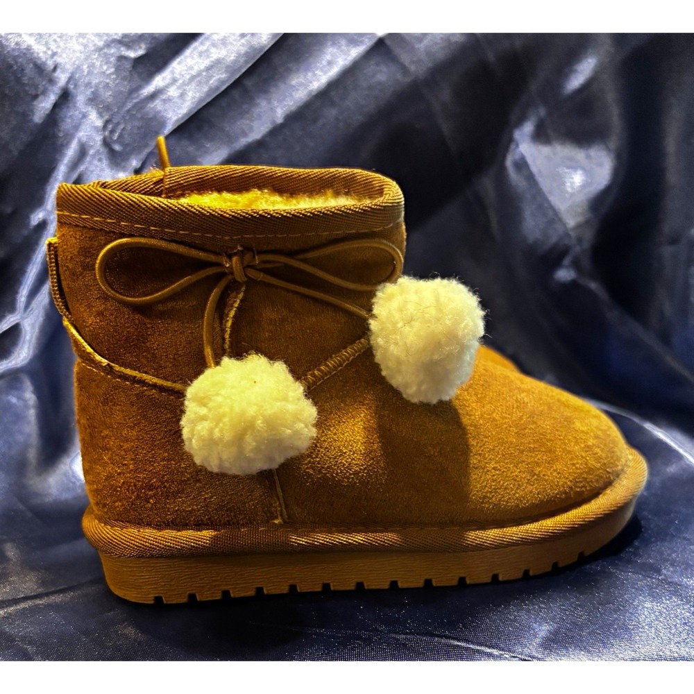 Unisex Kids Brown Suede Ankle Booties Faux Fur Lined Pull On US9/EU 26. [A3]